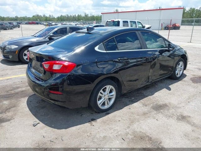 2017 CHEVROLET CRUZE LT AUTO 4