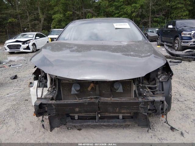 2017 TOYOTA CAMRY SE 13