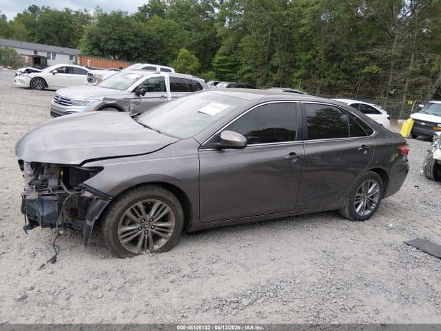2017 TOYOTA CAMRY SE 15