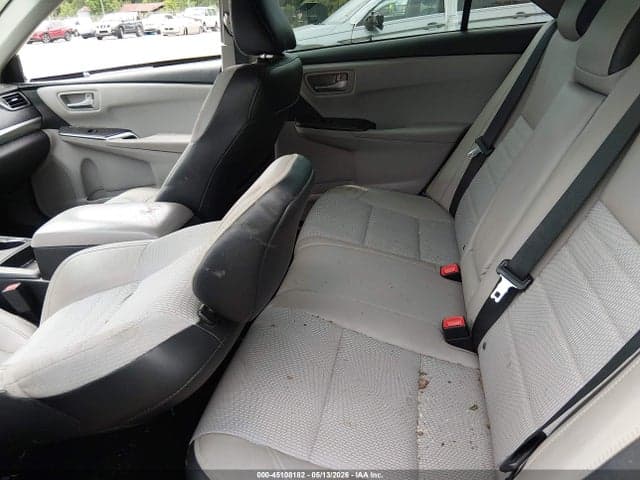 2017 TOYOTA CAMRY SE 8