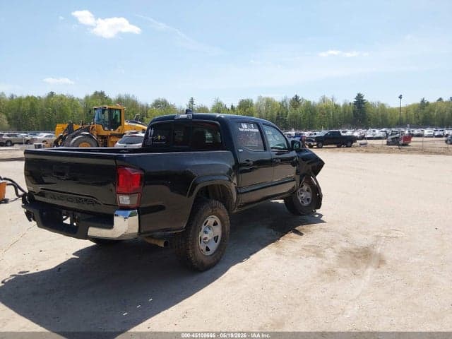 2020 TOYOTA TACOMA SR5 4