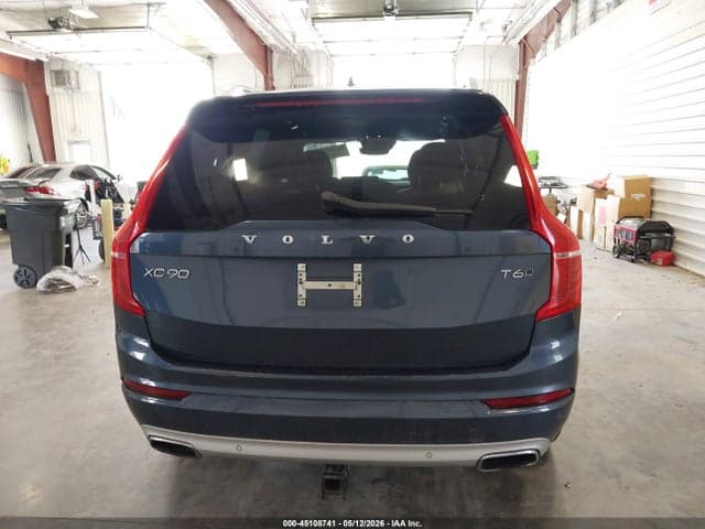 2019 VOLVO XC90 T6 MOMENTUM 17
