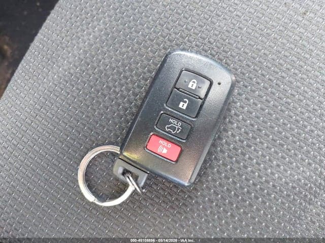 2018 TOYOTA RAV4 XLE 11