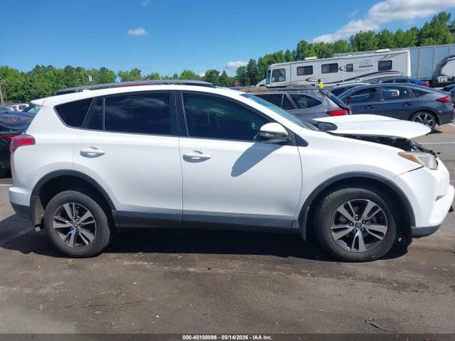 2018 TOYOTA RAV4 XLE 13
