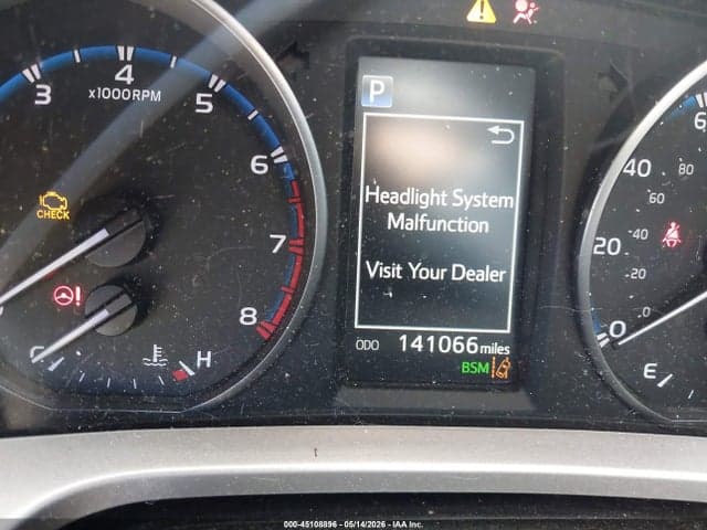 2018 TOYOTA RAV4 XLE 15