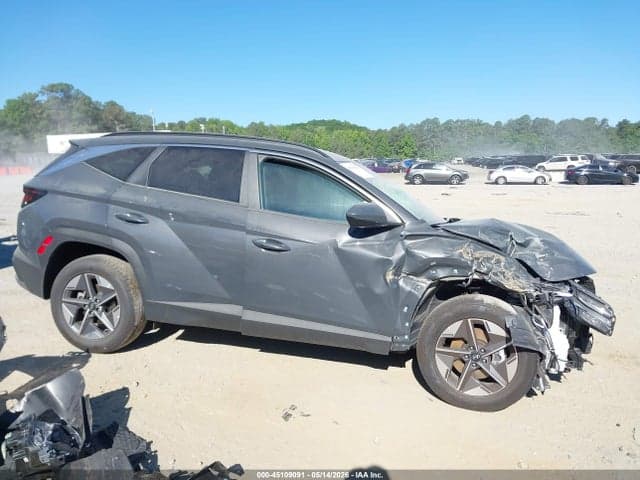 2026 HYUNDAI TUCSON SEL 13