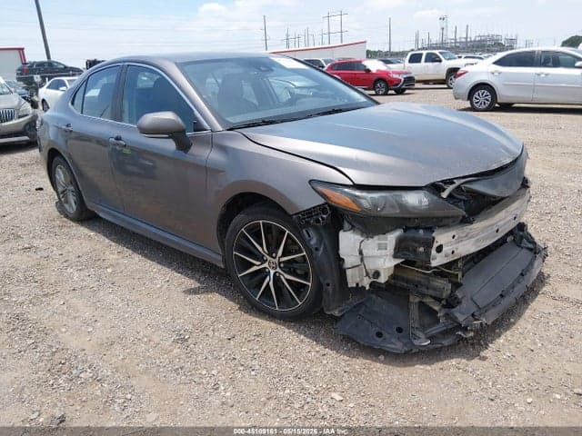 2021 TOYOTA CAMRY SE - 1