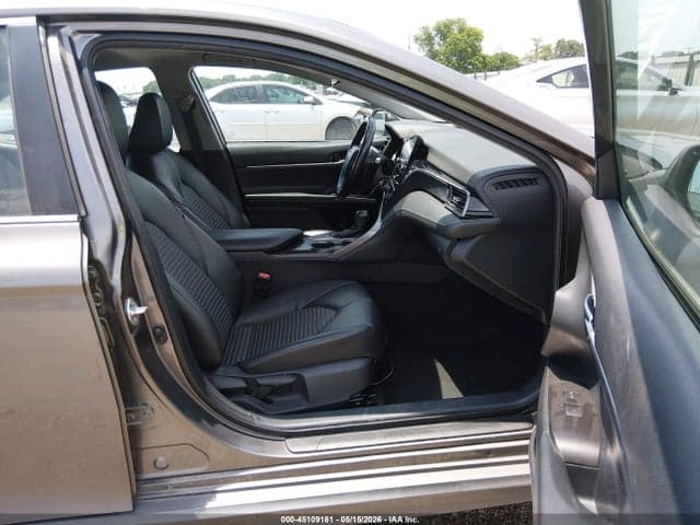 2021 TOYOTA CAMRY SE 5