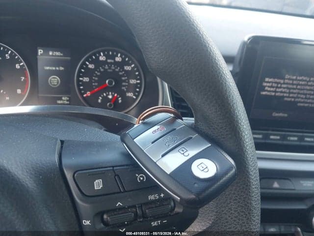 2023 KIA RIO S 11