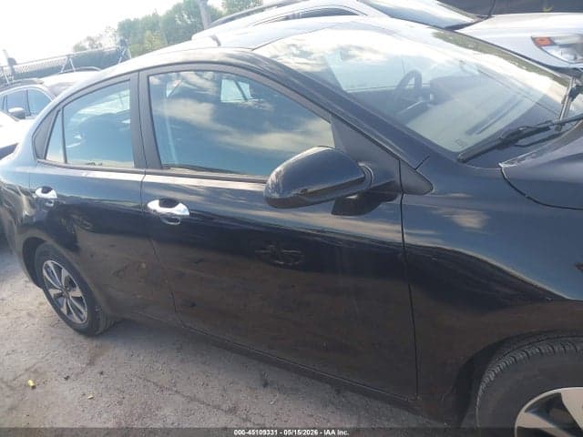 2023 KIA RIO S 13
