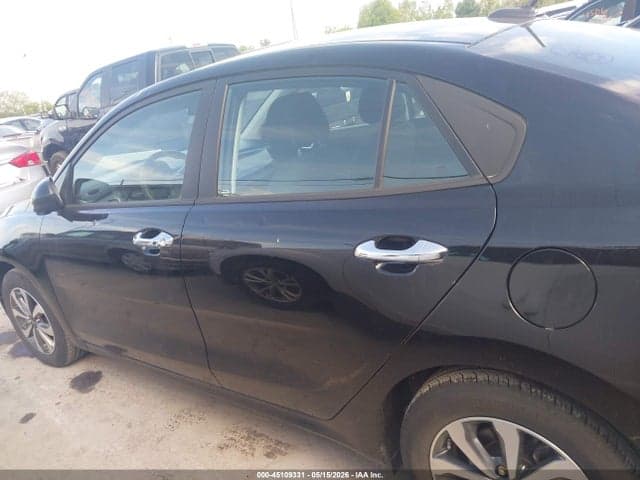 2023 KIA RIO S 14