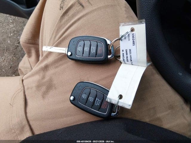 2021 HYUNDAI TUCSON SE 11