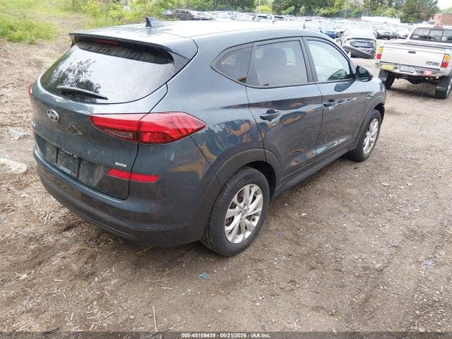 2021 HYUNDAI TUCSON SE 4