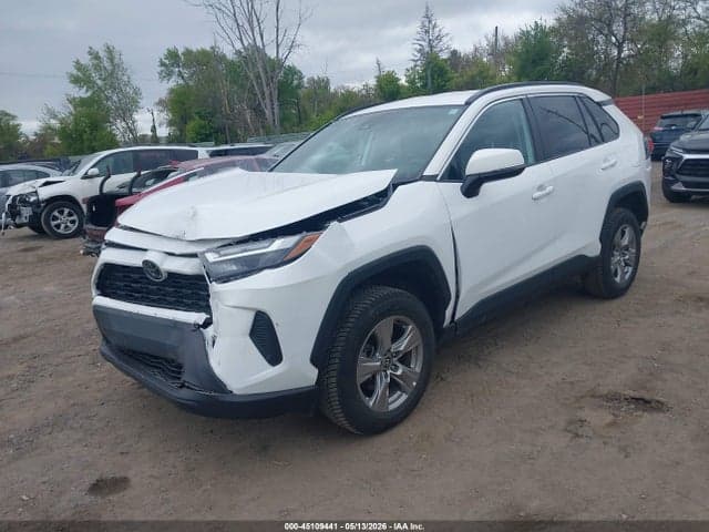 2023 TOYOTA RAV4 XLE 2