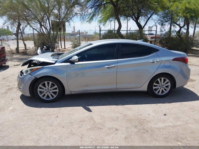 2016 HYUNDAI ELANTRA SE 13
