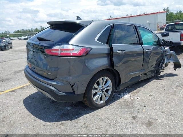 2022 FORD EDGE TITANIUM 4