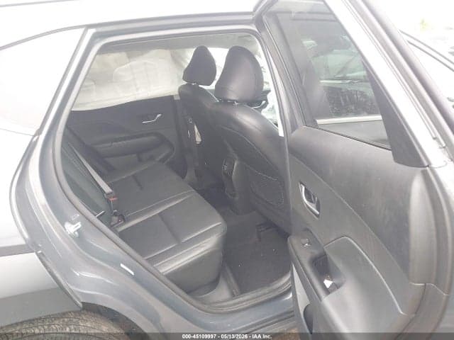 2024 HYUNDAI KONA LIMITED 8