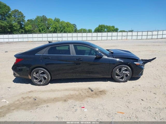 2024 HYUNDAI ELANTRA SEL 13