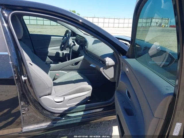 2024 HYUNDAI ELANTRA SEL 5