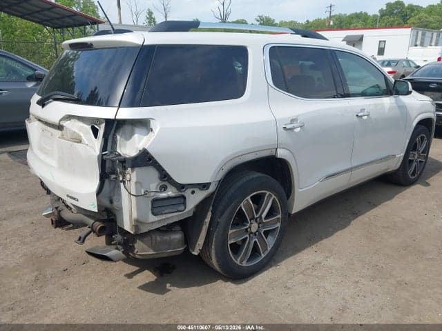 2017 GMC ACADIA DENALI 4