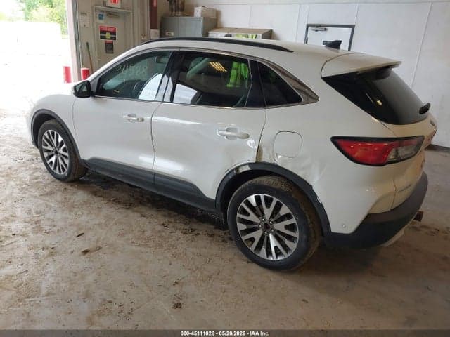 2020 FORD ESCAPE TITANIUM 3
