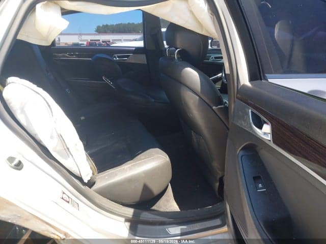 2016 HYUNDAI GENESIS 3.8 8