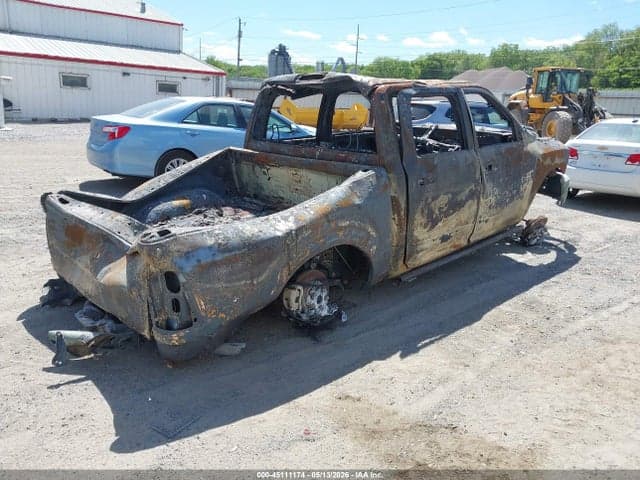 2023 RAM 1500 CLASSIC SLT 4X4 5'7 BOX 4