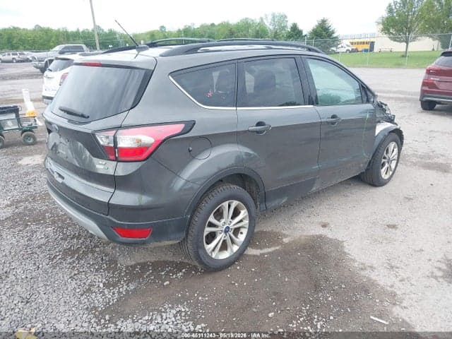 2018 FORD ESCAPE SE 4