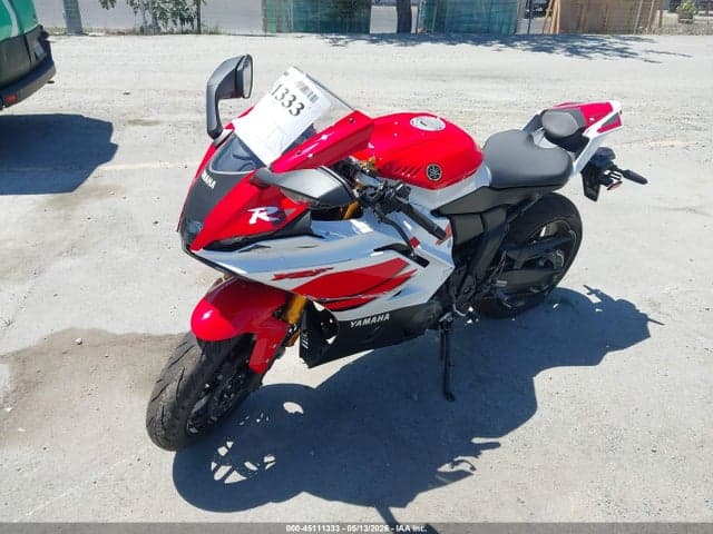 2026 YAMAHA YZFR7 3