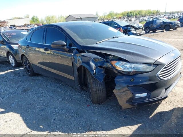 2019 FORD FUSION SE 1
