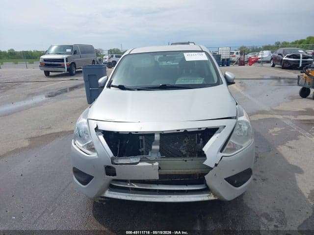 2019 NISSAN VERSA 1.6 SV 12