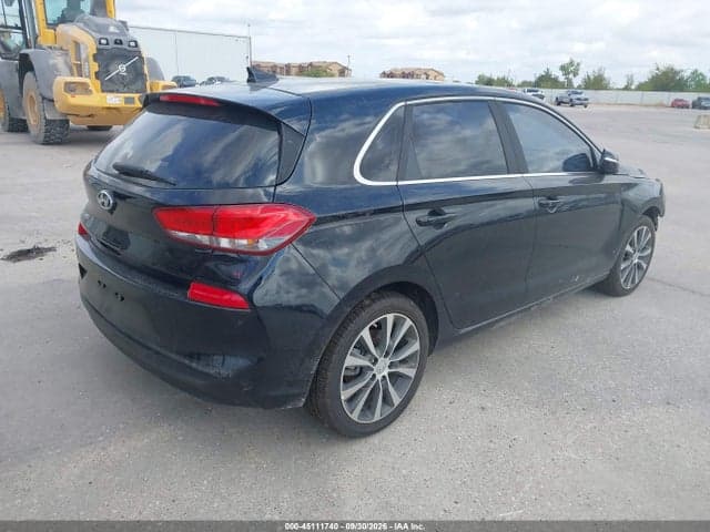 2018 HYUNDAI ELANTRA GT 4
