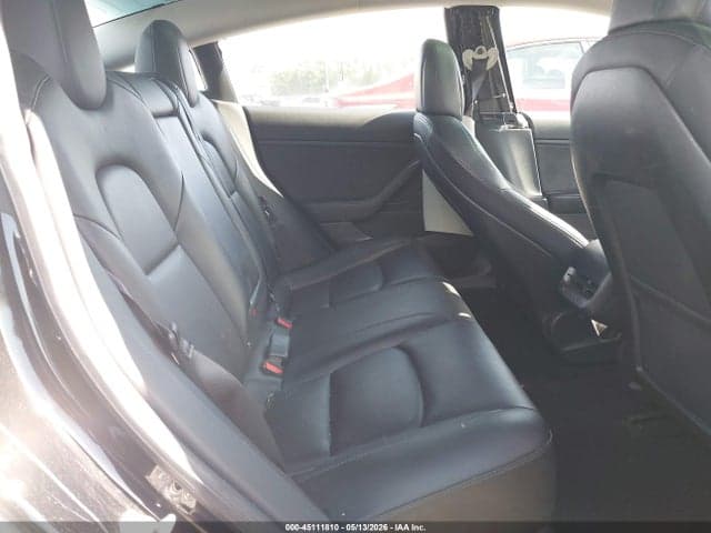 2018 TESLA MODEL 3 LONG RANGE/PERFORMANCE 8
