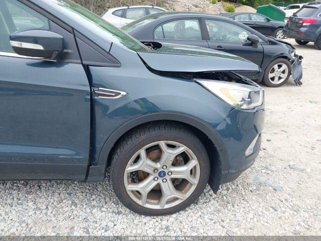 2019 FORD ESCAPE TITANIUM 17