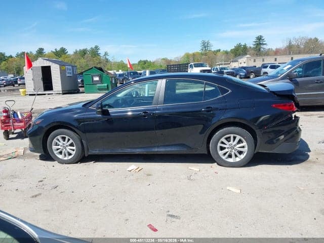 2025 TOYOTA CAMRY LE 15