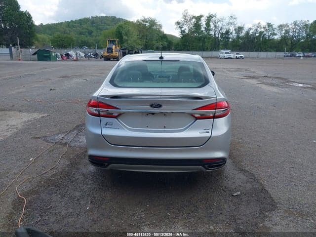 2017 FORD FUSION SE 16