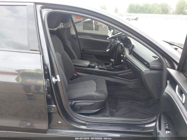 2025 KIA K5 LXS 5