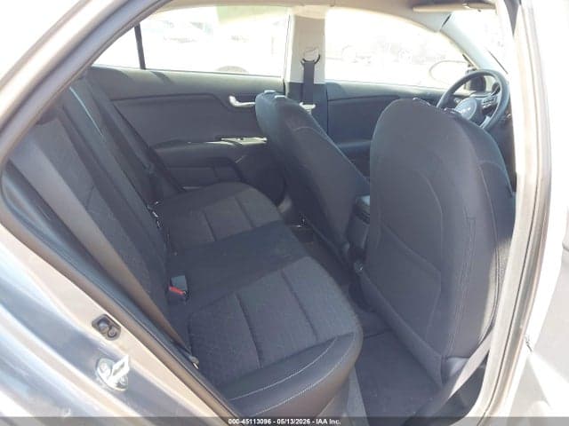 2023 KIA RIO 5-DOOR S 8
