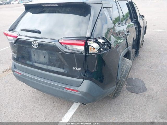2022 TOYOTA RAV4 XLE 20