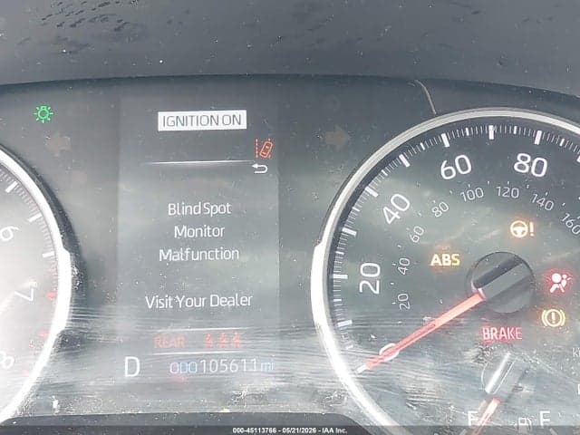 2022 TOYOTA RAV4 XLE 7
