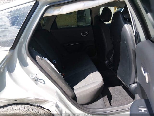 2025 KIA K4 LXS 8
