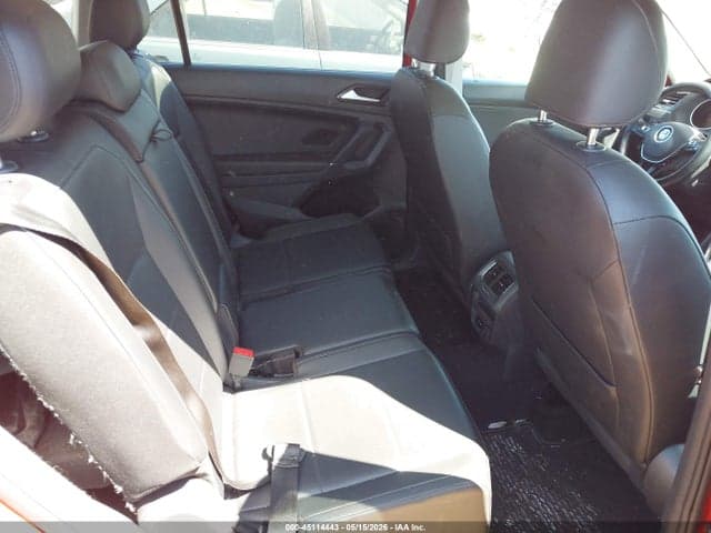 2018 VOLKSWAGEN TIGUAN 2.0T SE/2.0T SEL 8