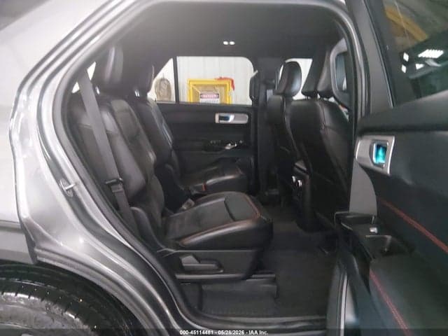 2023 FORD EXPLORER ST-LINE 8
