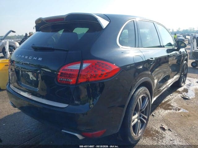 2014 PORSCHE CAYENNE PLATINUM 4
