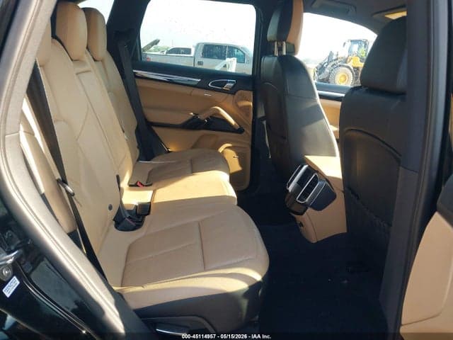 2014 PORSCHE CAYENNE PLATINUM 8