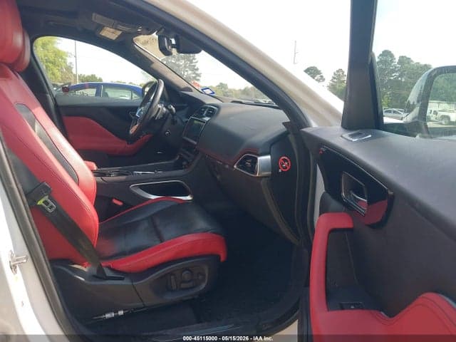 2017 JAGUAR F-PACE S 5