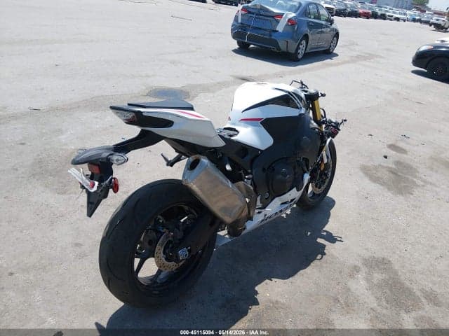2026 HONDA CBR1000 RR 4
