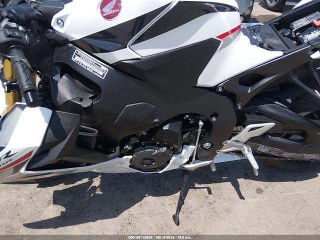 2026 HONDA CBR1000 RR 9