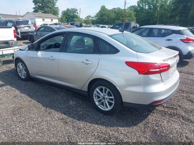 2017 FORD FOCUS SE 3