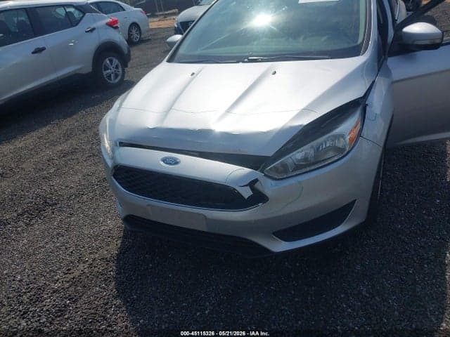 2017 FORD FOCUS SE 6
